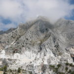 Carrara (I) –  In den Steinbrüchen des weißen Carrara-Marmors