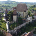Biertan (RO) – Die Kirchenburg von Biertan (Drohnenfoto)