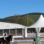 Cluny (F) – In der Stadt gab es gerade ein Springreitturnier