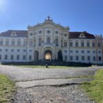 Klatovy (deutsch Klattau) (CZ) – Das Schloss Týnec (Barockschloss)